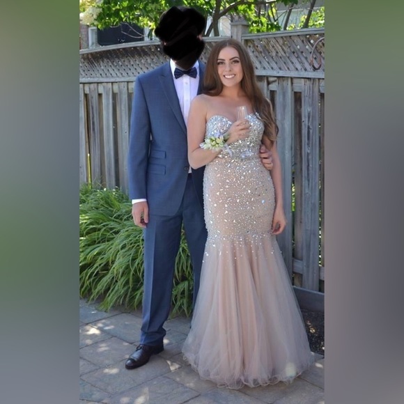 champagne Prom Dress π₯ - Picture 3 of 11